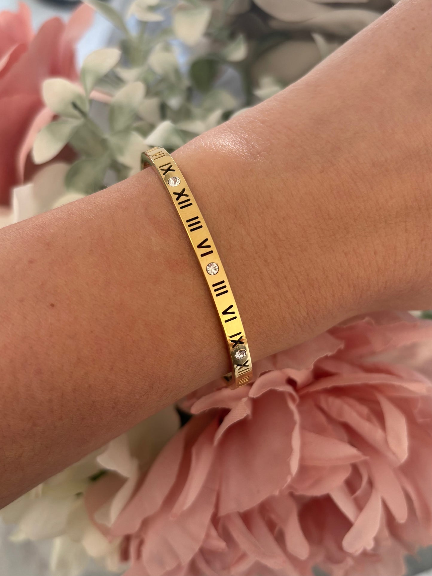 Roman Numerals Diamante Bangle in Gold