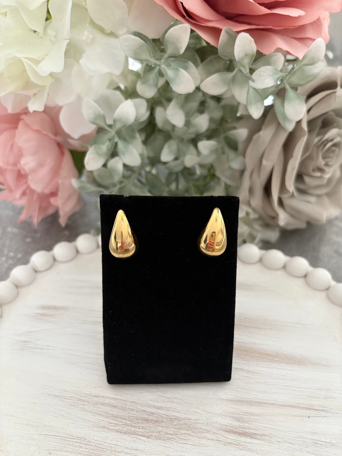 Chunky Teardrop Earrings in Gold