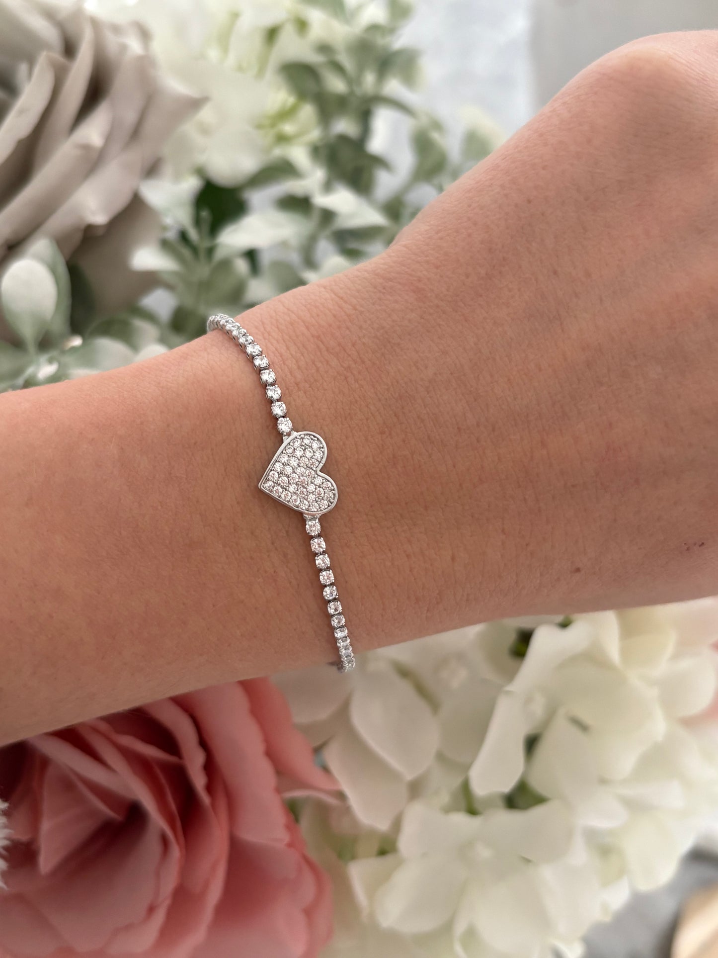 Diamanté Heart Adjustable Bracelet in Silver