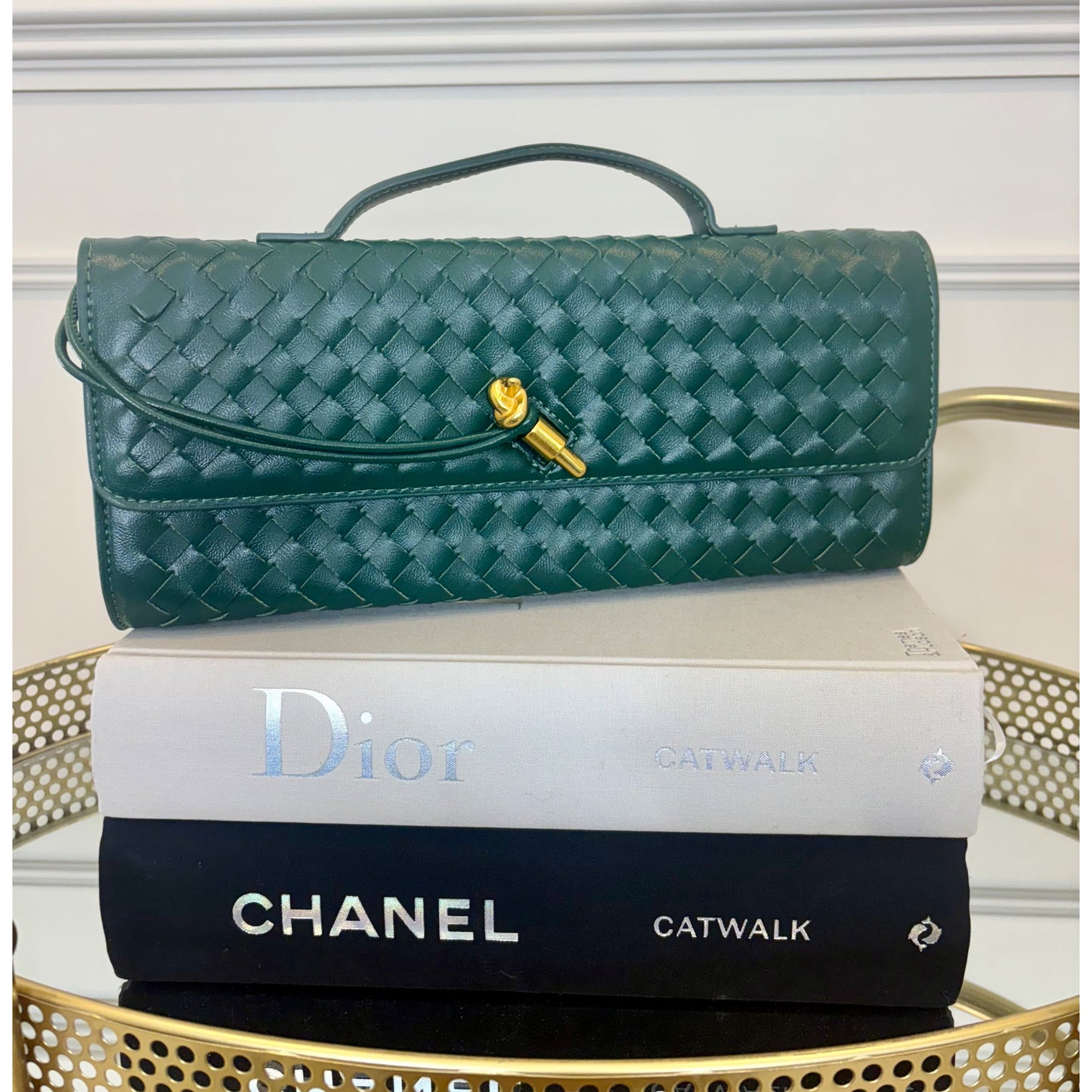 Woven Rectangle Gold Rod Fasten Clutch Bag in Green