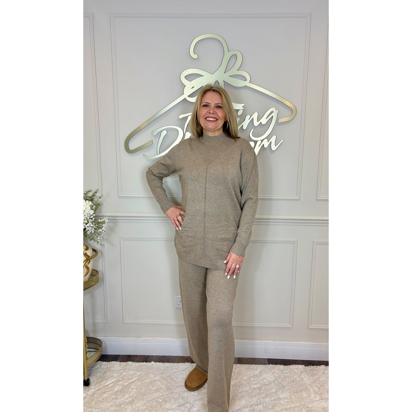 Turtle Neck Loungesuit in Taupe
