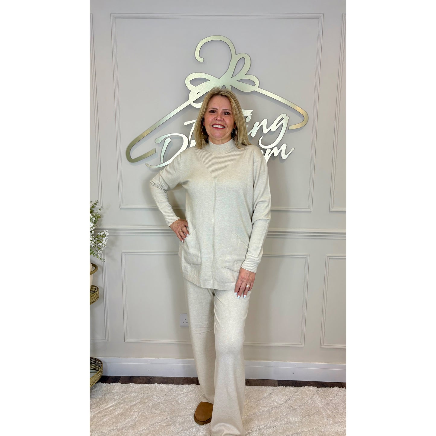 Turtle Neck Loungesuit in Cream
