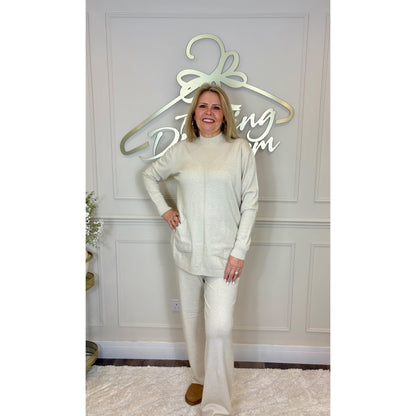 Turtle Neck Loungesuit in Cream