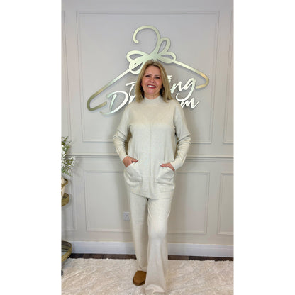 Turtle Neck Loungesuit in Cream
