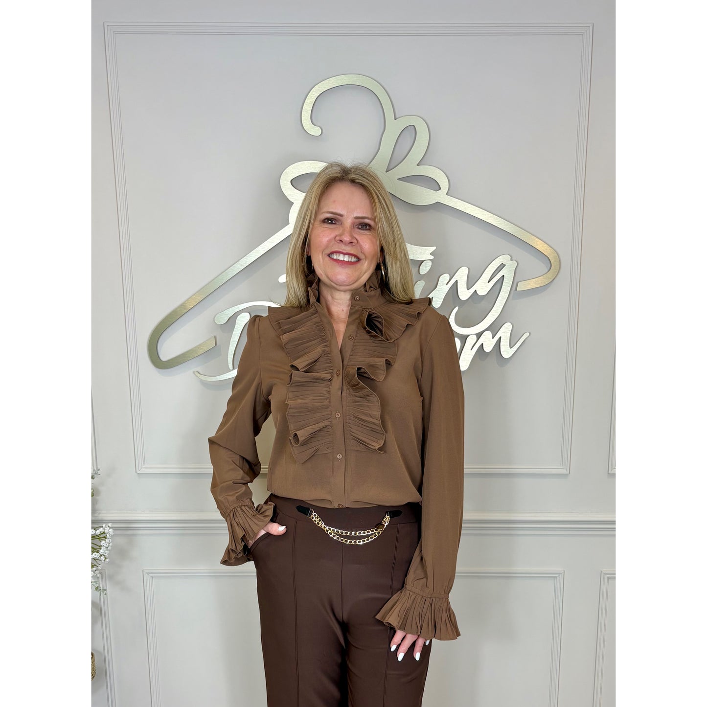 Long Sleeve Ruffle Blouse in Brown